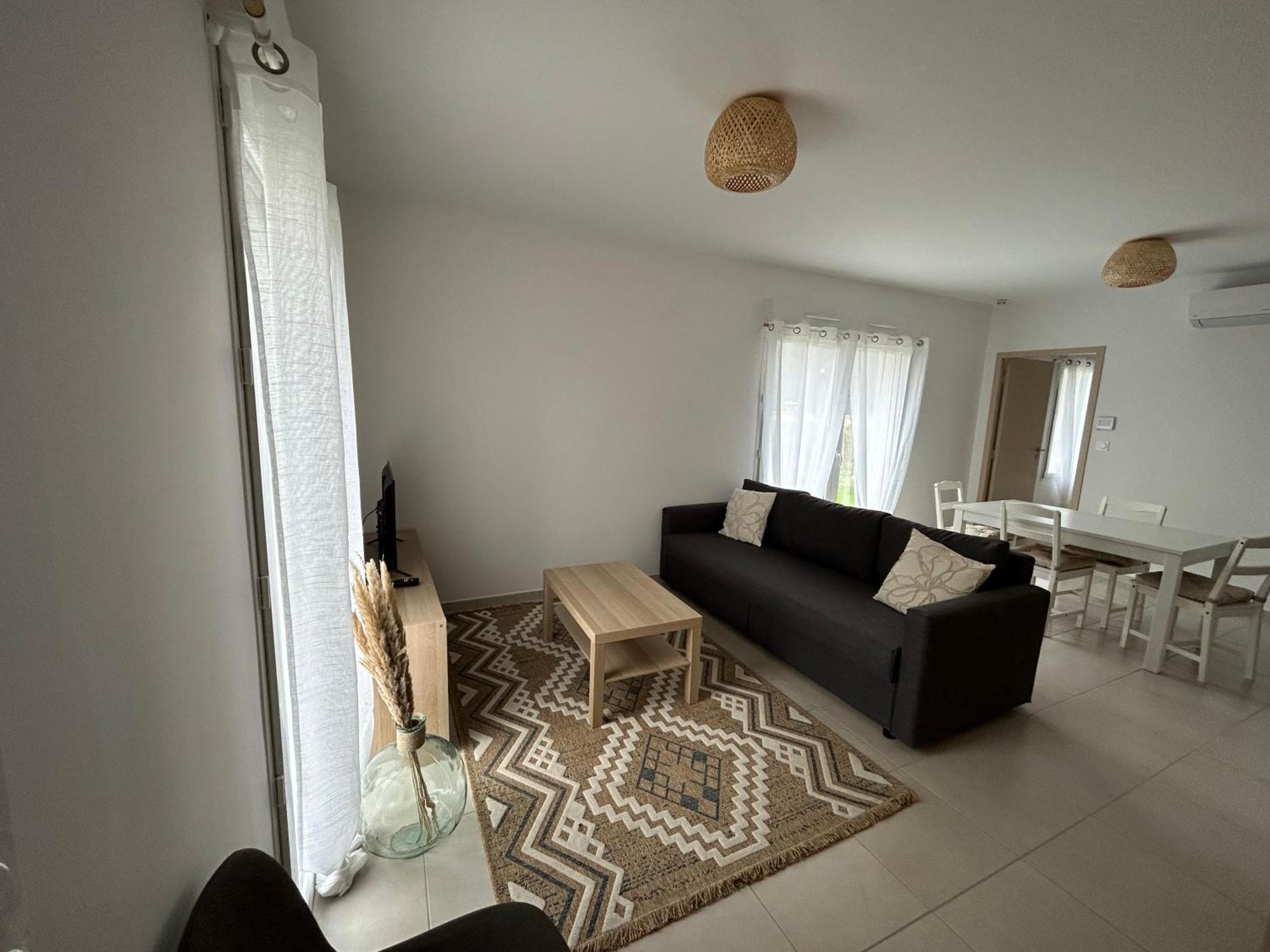 Appartement Avec Jardin Chateauneuf-de-Galaure Экстерьер фото